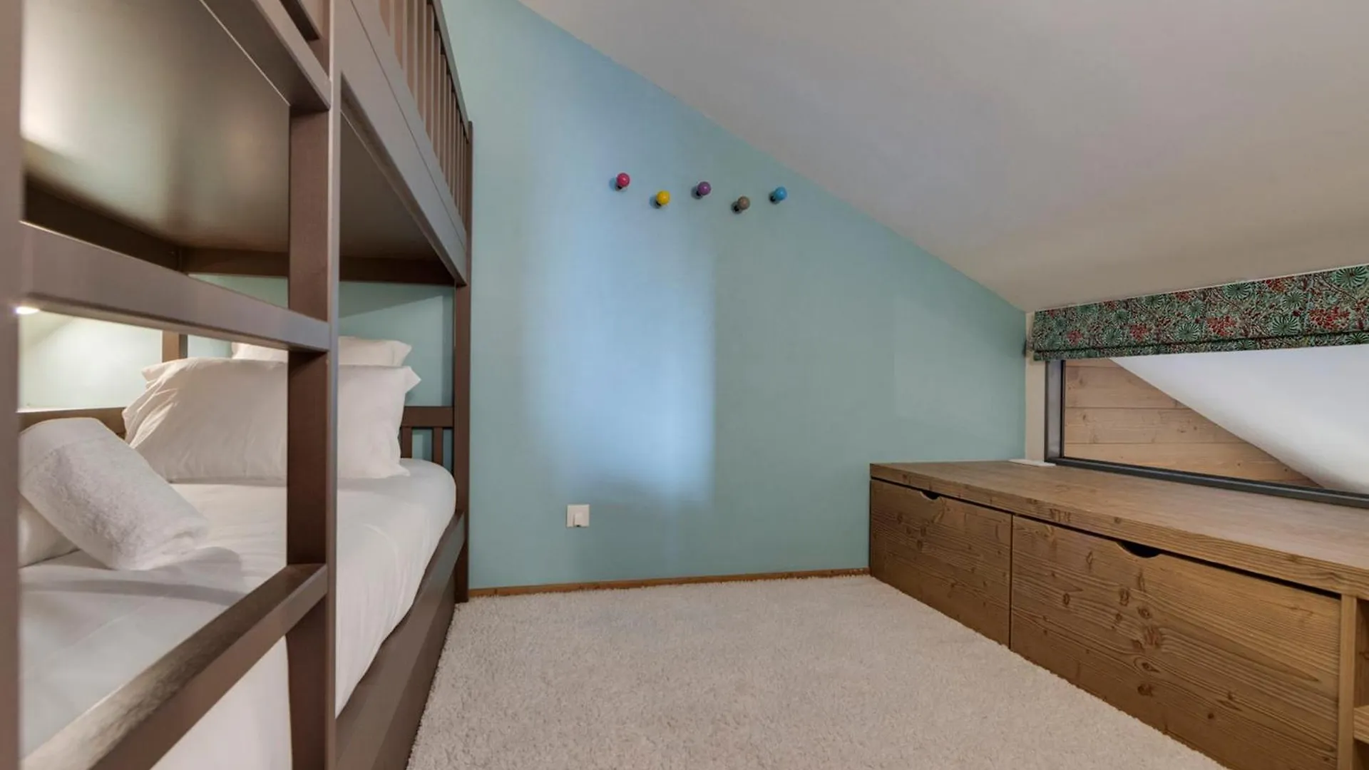 Appartement Duplex Renove: 3 Pieces, 40M², Parking, Proche Centre Val D'Isere - Fr-1-567-96 Val-d'Isere